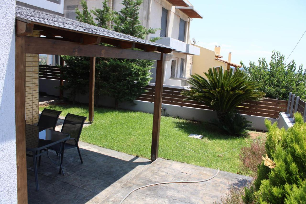 T&A Apartment,Near The Sea. Marathon  Bagian luar foto