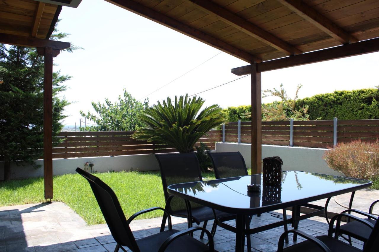 T&A Apartment,Near The Sea. Marathon  Bagian luar foto