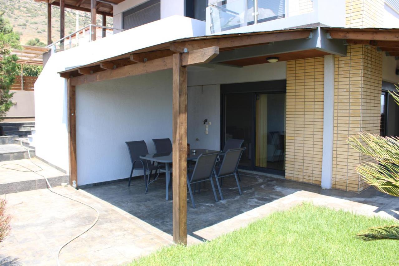 T&A Apartment,Near The Sea. Marathon  Bagian luar foto