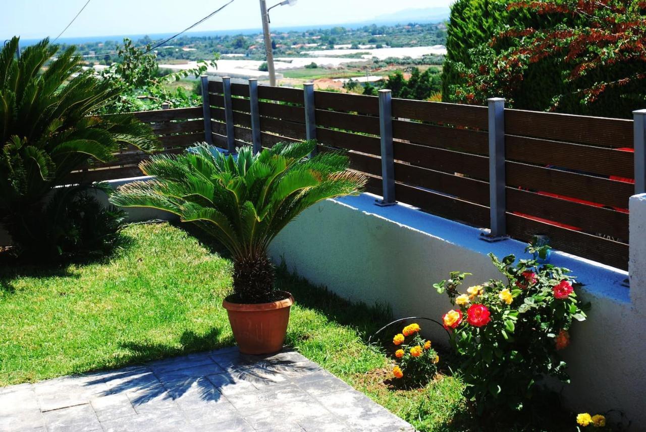 T&A Apartment,Near The Sea. Marathon  Bagian luar foto